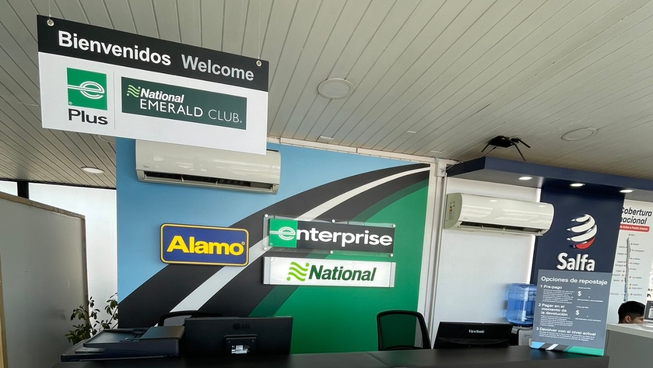 Chile Welcome Front Desk